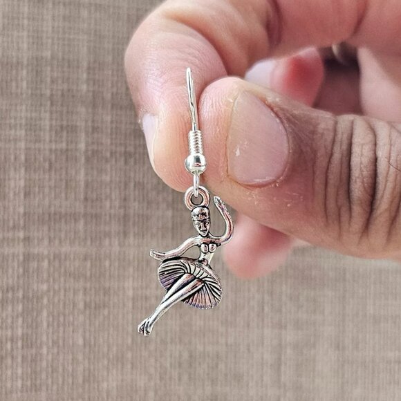 Dancing Lady Earrings Silver Tone Drop Down Ear Fashion Jewelry Vintage style - Picture 5 of 8